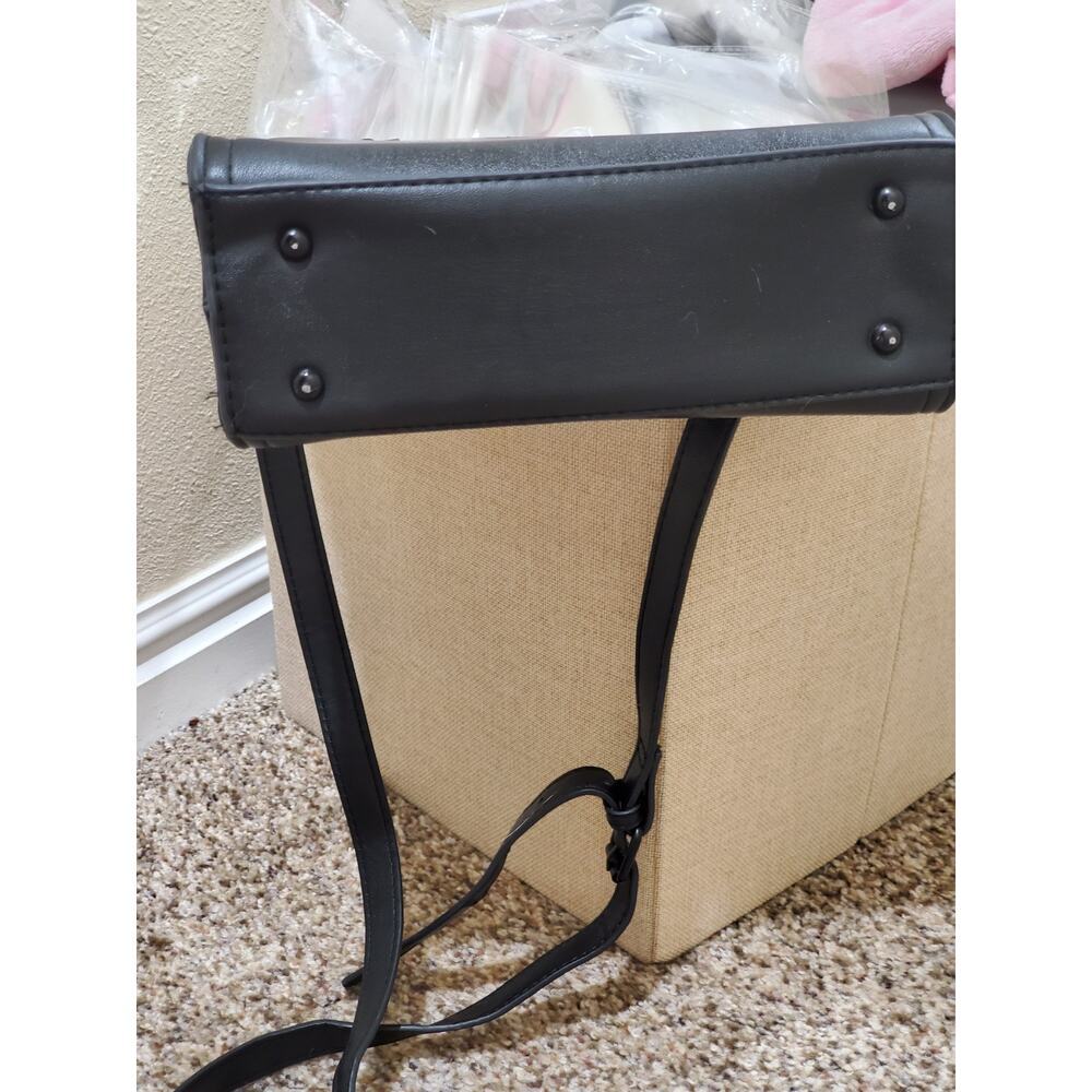 Badgley Mischka Black Crossbody Tote with Braided Handles & Logo - Picture 4 of 8